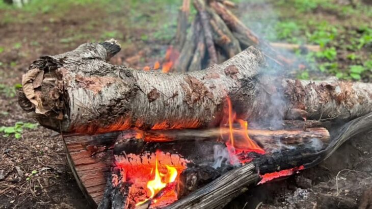 【キャンプ】松原湖オートキャンプ場⛺️料理対決🥘誰もが必ず二度見する‼️