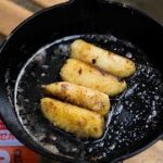 【スキレット料理】シナモン焼きバナナの作り方 [ソロキャンプ料理][山と食欲と私 再現]