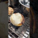 【キャンプ】炭火焼きもちぜんざい #shorts