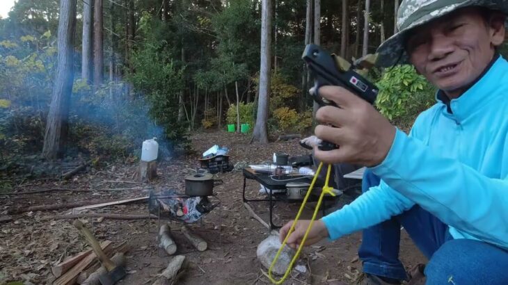 エバニューの ピストル キャンプ道具として買いました 動物除け、クマよけ、