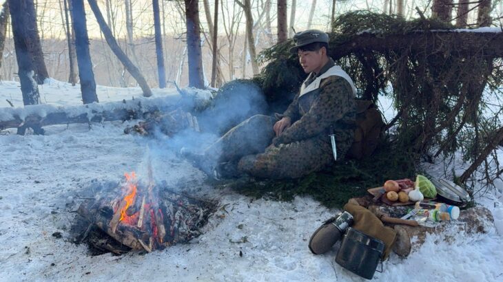 【北海道】キャンプ道具を持たずに雪中野営&焚き火料理　ボルシチ　ブッシュクラフト　ソロキャンプ　冬キャンプ