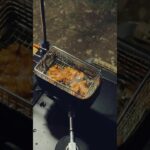 メスティンフライヤーで気軽に本格揚げ物。#メスティン #メスティン料理 #キャンプ #camping #ソロキャンプ #メスティンフライヤー #キャンプ飯 #MiliCamp