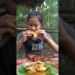 森で作る至高のキャンプ飯！簡単×超うまいアウトドア料理 #shorts