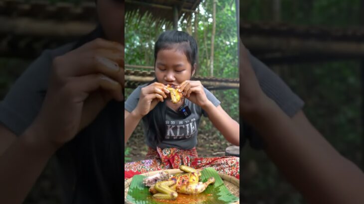 森で作る至高のキャンプ飯！簡単×超うまいアウトドア料理 #shorts