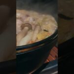 薪ストーブのグリル機能を使って冬のキャンプ飯の定番、鍋を食す🍲 #キャンプ飯 #キャンプ #飯テロ